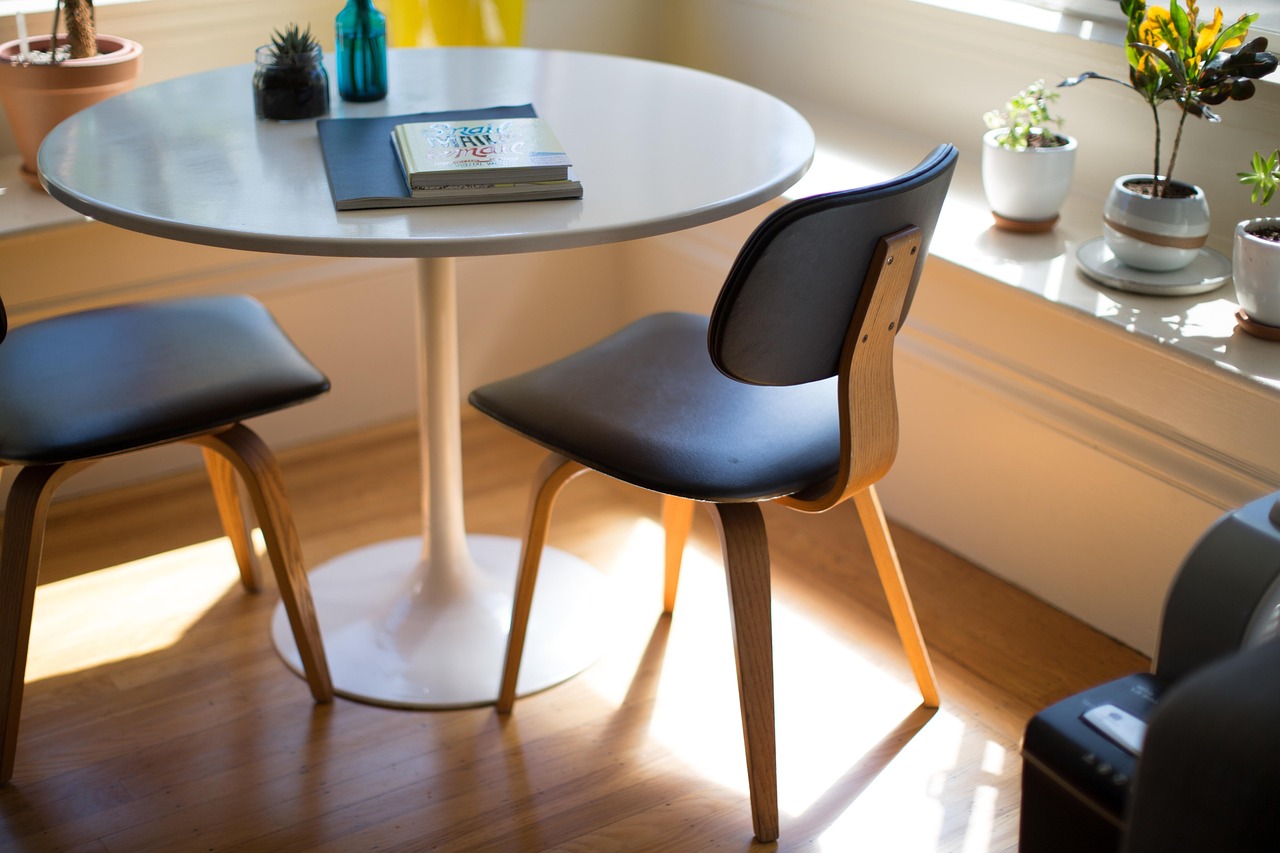 A Slow Morning at Home: Building Your Own Cozy Café Corner